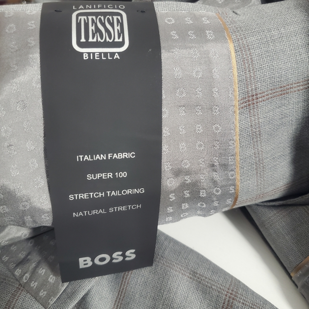 Hugo Boss 44 R Slim Fit Men's Gray Window pane Wool Two Button Blazer New Tags. - Picture 5 of 7